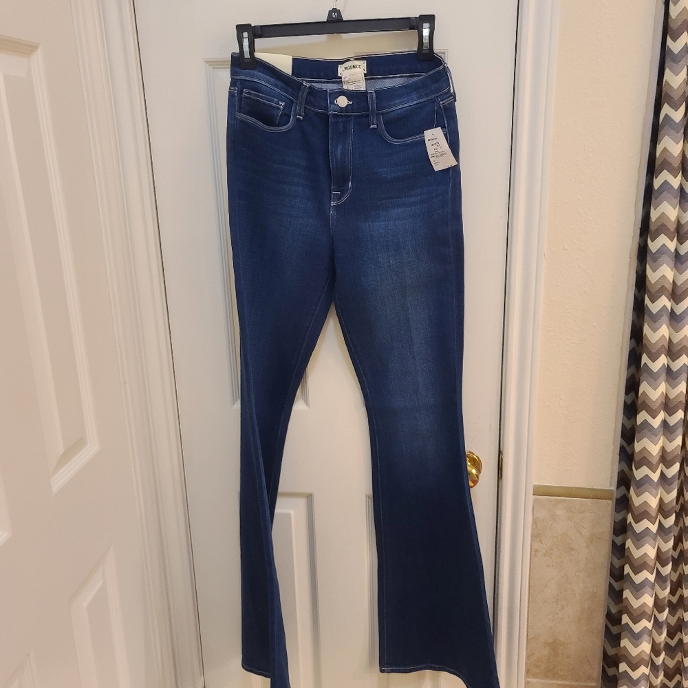 L'Agence size 9(27)